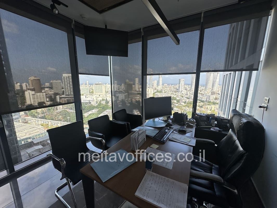 משרד להשכרה 150 מ”ר במגדל רסיטל