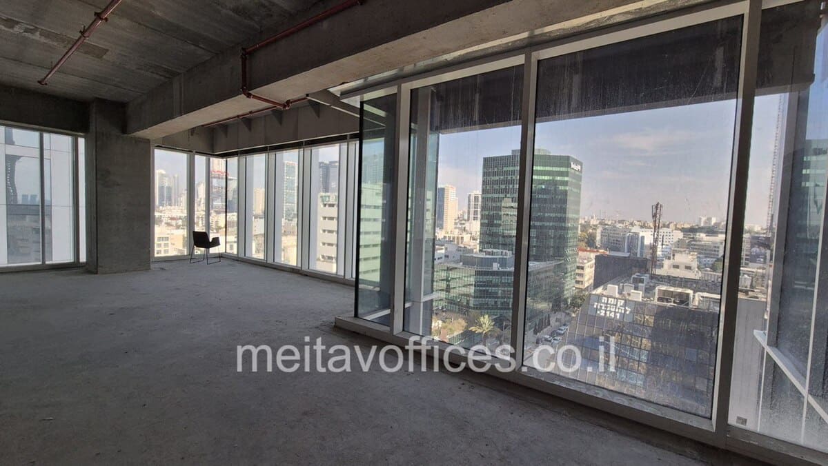 משרד למכירה 300 מ”ר במגדל סקיי טאוור