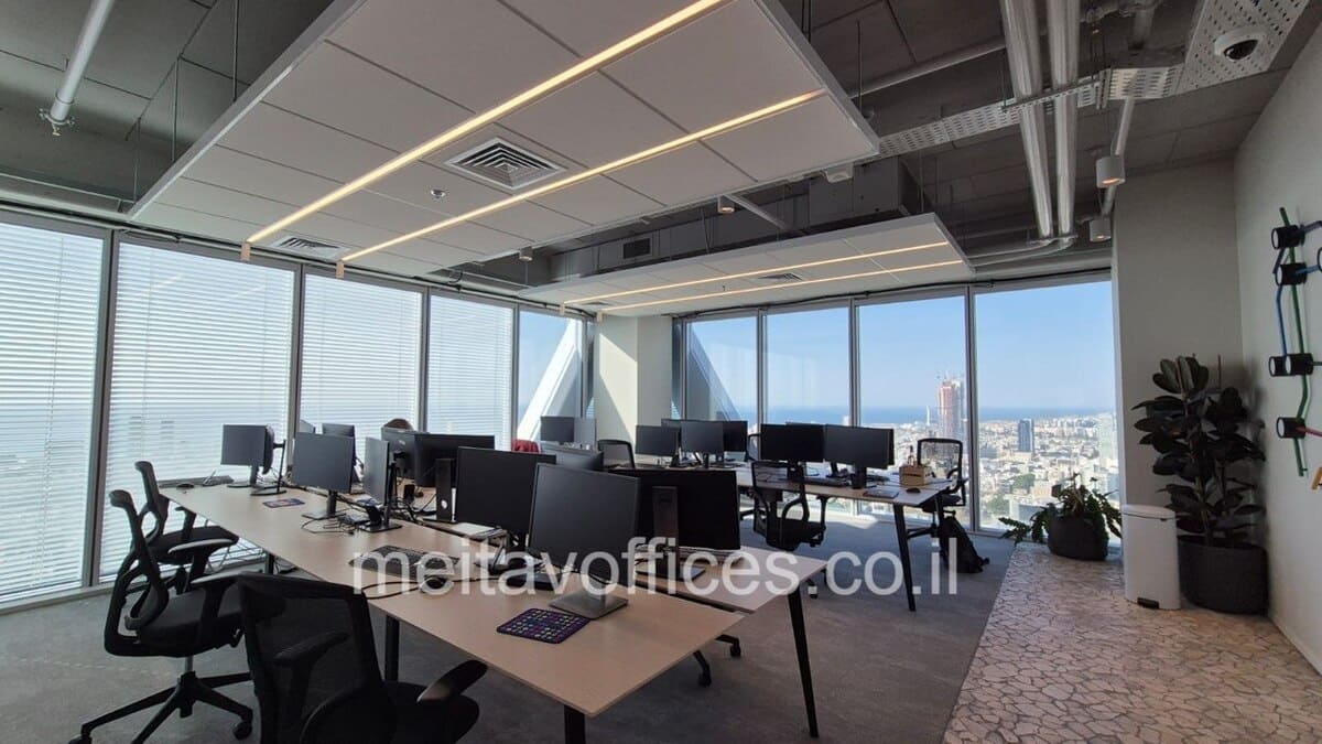 משרד להשכרה 600 מ”ר במגדלי Landmark TLV