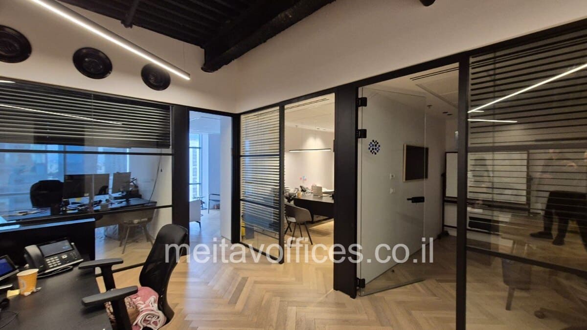 משרד להשכרה 160 מ”ר במגדל גיבורספורט