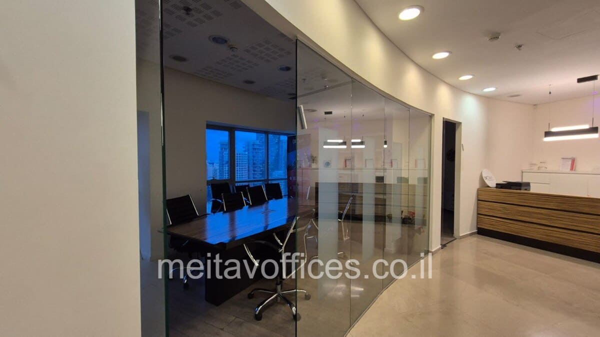 משרד להשכרה 170 מ”ר במגדל רוגובין תדהר