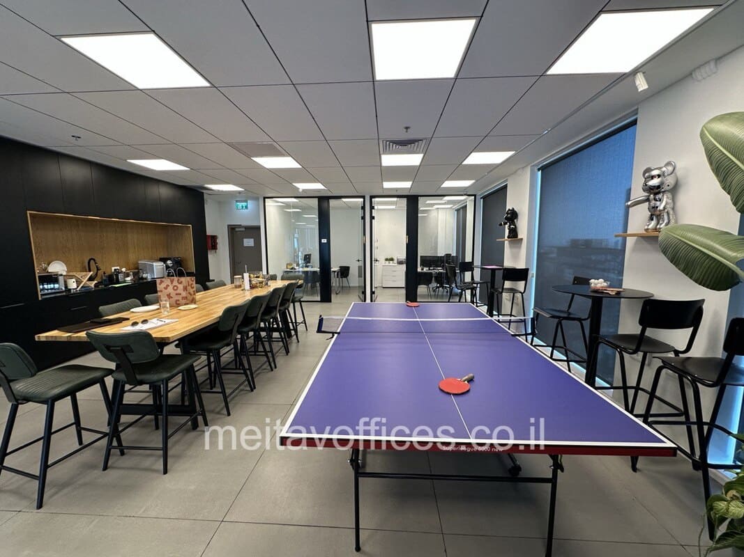 משרד להשכרה 232 מ”ר במגדל סקיי טאוור